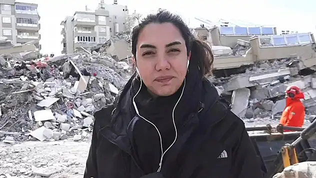 Deprem bölgesindeki yayınlarıyla çok konuşulan Fulya Öztürk yaşadıklarını anlattı