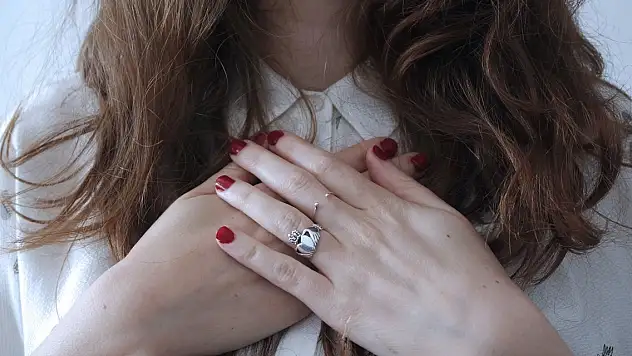 Gözleriniz Şiş Şekilde Uyanıyorsanız Dikkat!