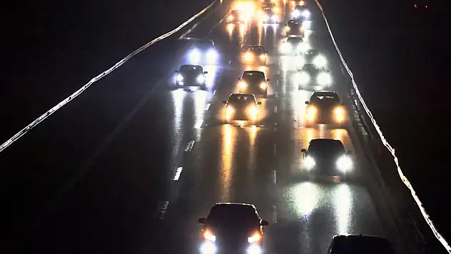 Anadolu Otoyolu'nda akıcı trafik yoğunluğu yaşanıyor