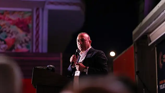 Dışişleri Bakanı Çavuşoğlu: Hazırlıklarımızı yaptık, Sudan'dan dönmek isteyen vatandaşlarımızı getireceğiz