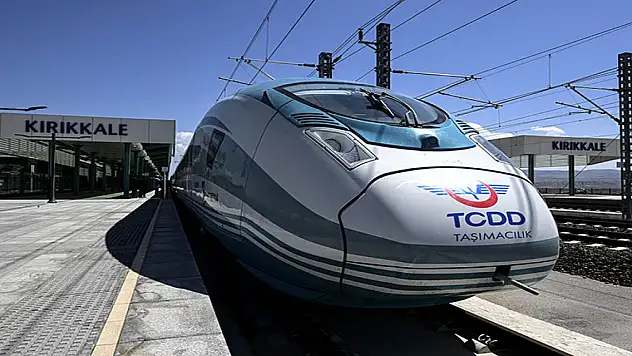 Ankara-Sivas Hızlı Tren Hattı'nın açılışı için son hazırlıklar yapılıyor