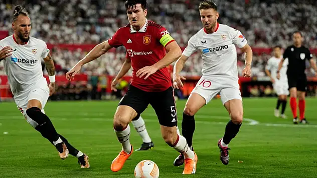 UEFA Avrupa Ligi'nde yarı finalistler belli oldu