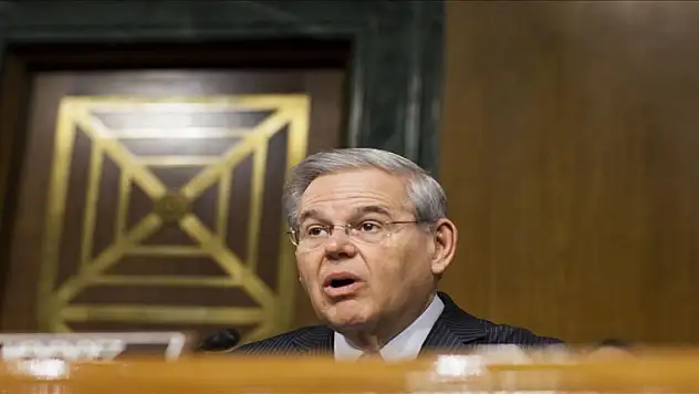 ABD'li Senatör Menendez, Türkiye'ye kin kustu