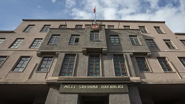 Irak'ın Kuzeyi'ne hava harekatı: 20 hedef imha edildi