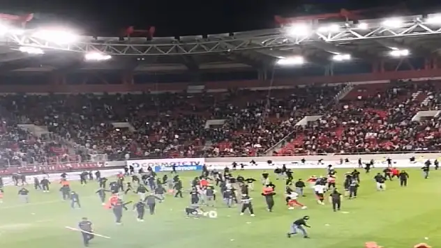 Olimpiakos'ta olay çıktı, Konyaspor'u mumla arıyor!