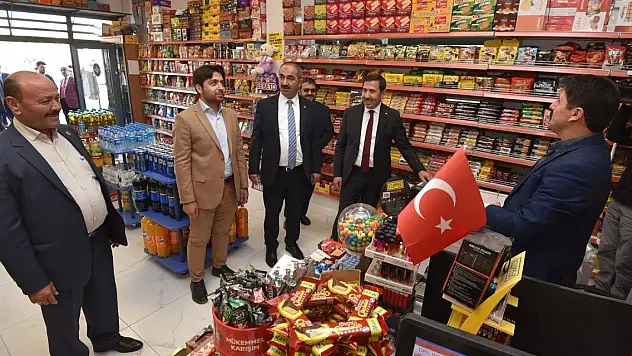 Karatay'ın mahallesinde çarşı ve ekmek fırını açıldı