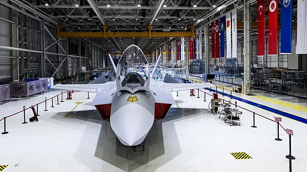 İlk uçuşa ilerleyen Milli Muharip Uçak sürprize hazırlanıyor