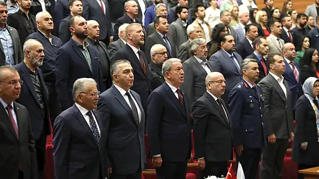 Millî Savunma Bakanı Hulusi Akar, 'Ermeni Meselesi Üzerine' Konulu Konferansta Konuştu
