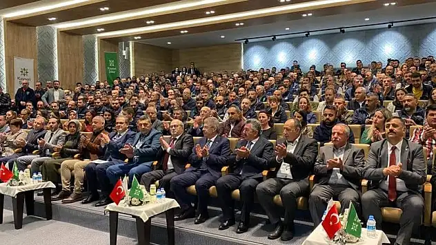 Kayseri Şeker'de muvakkat çalışan 335 personel kadro almanın mutluluğunu yaşadı