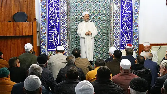 Ali Erbaş: 'Sabah Namazı Buluşması' etkinliğine katıldı