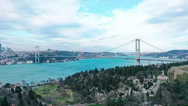 İstanbul Boğazı trafiğe kapatıldı