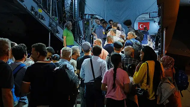 Türk vatandaşlarının Sudan'dan tahliye operasyonu tamamlandı