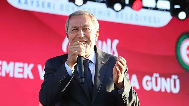 Bakan Akar: 'Hiçbir işçinin hakkını yedirmedik yedirmeyeceğiz'