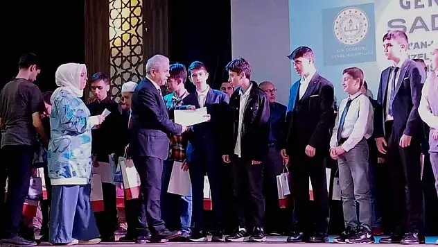 Kuran'ı Kerim'i Güzel Okuma Yarışması Ege Bölge birincisi Kütahya'dan