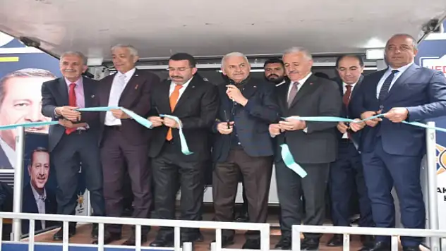 Binali Yıldırım: Hızlı tren Kars'a gelecek