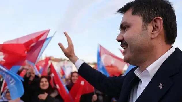 Bakan Kurum, Ümraniye'de müjdeleri peş peşe sıraladı