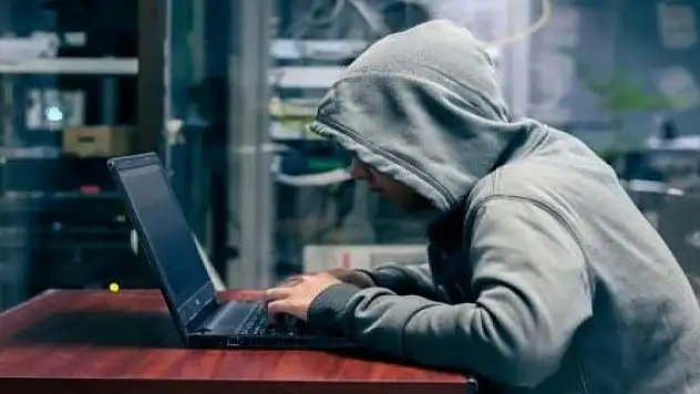 40 milyon takipçili 6 trol ağı deşifre oldu