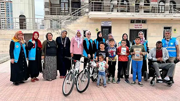 Depremzedelerin yüzü güldü