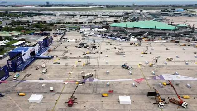 AK Parti'nin gerçekleştireceği 'Büyük İstanbul Mitingi' için son hazırlıklar