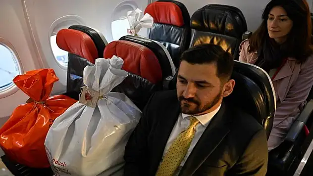 O ülkeden oy pusulaları diplomatik kuryelerle Türkiye'ye gönderildi