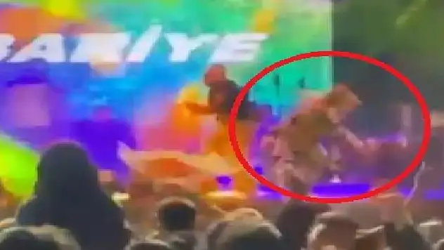 Kibariye sahneden düştü hastaneye kaldırıldı, Sağlık Bakanı Koca'dan durumuyla ilgili açıklama geldi