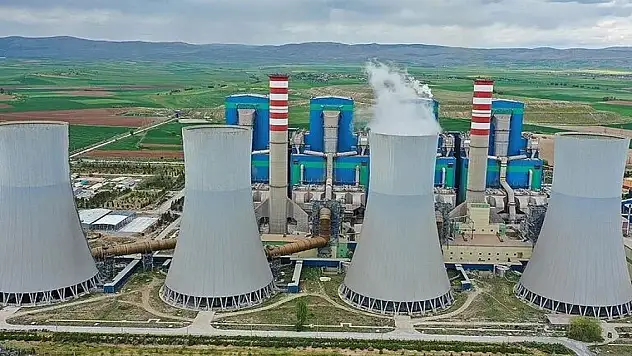 Depremlerden etkilenen Afşin-Elbistan B Termik Santrali yeniden üretime geçti