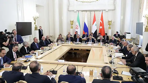 Türkiye-Suriye ilişkilerinin ilerletilmesi için yol haritası hazırlanacak