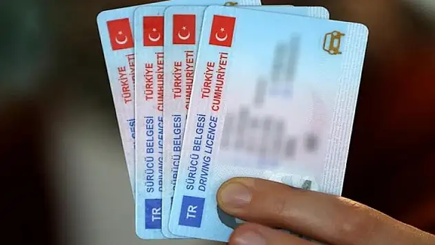 Çipli ehliyetler geliyor