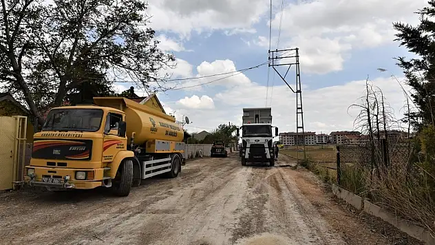 Karatay'da asfalt çalışmaları sürüyor