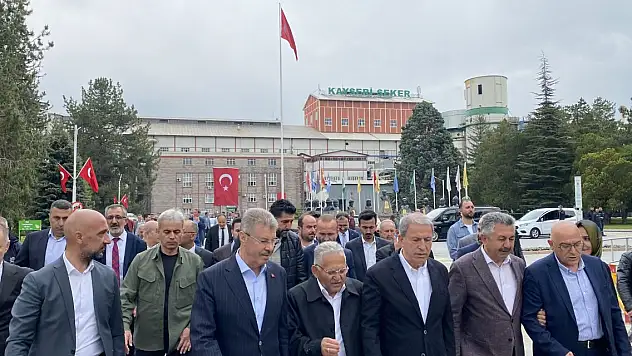Bakan Akar'dan Kayseri Şeker'e Ziyaret