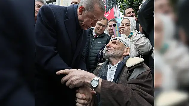 Cumhurbaşkanı Erdoğan, Hüseyin Amca'yla buluştu