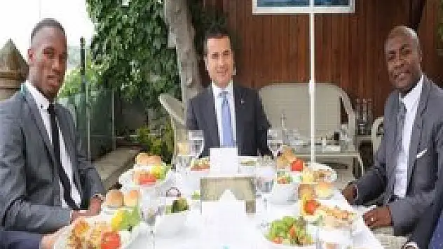 Irkçılığı bitiren yemek