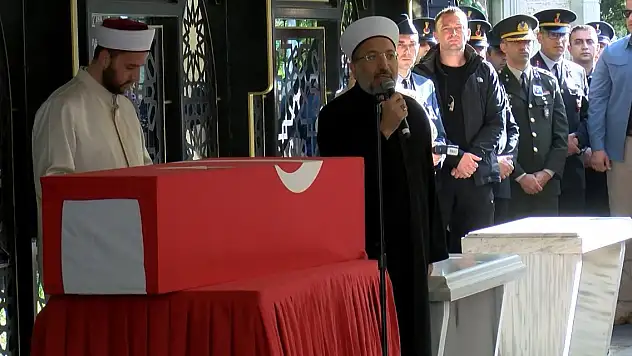 Şehit Özcan İlhan son yolculuğuna uğurlandı