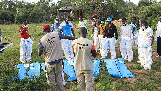 Ölüm orucu skandalında ceset sayısı 227'ye yükseldi