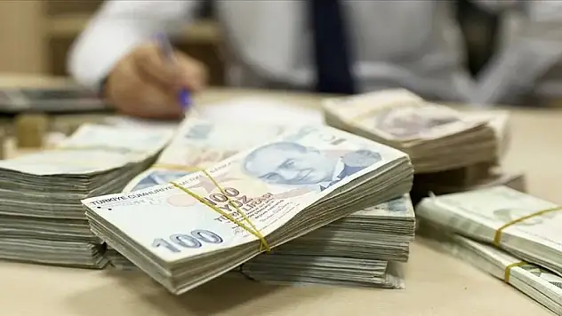 Emekli maaş ve ikramiye ödemeleri başlıyor! Kim, ne zaman ödeme alacak?