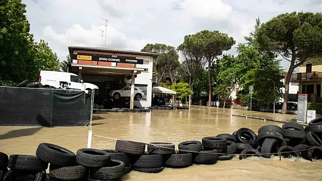 İtalya'daki sel felaketinde can kaybı 13'e yükseldi