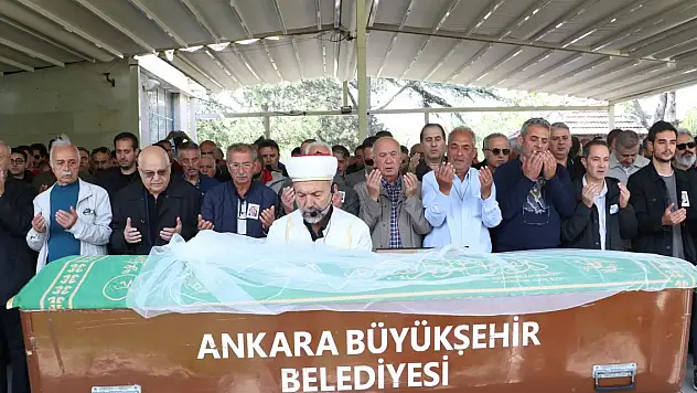 Kazada ölen Zafer Partili Ceren Gürkan, son yolculuğuna uğurlandı