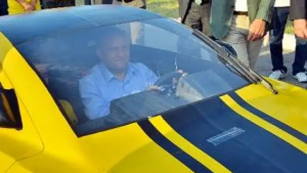 Otomobili Bakan Işık test etti