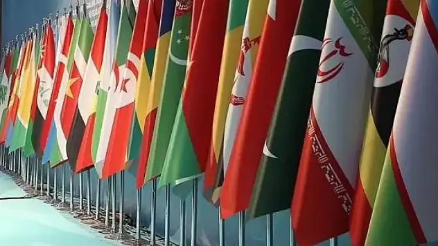 İslam İşbirliği Teşkilatı, İsrail'in Gazze'ye düzenlediği saldırıları kınadı