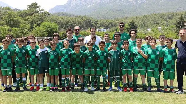 Konyaspor genç jenerasyona çalışıyor