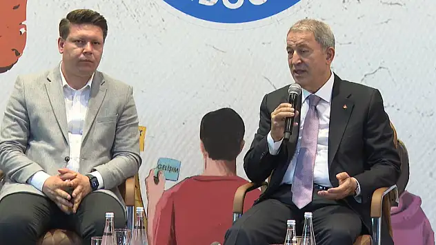 Bakan Akar: Çakma terörle mücadeleye başladılar