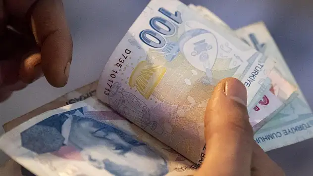 Depremzede öğrencilere burs müjdesi