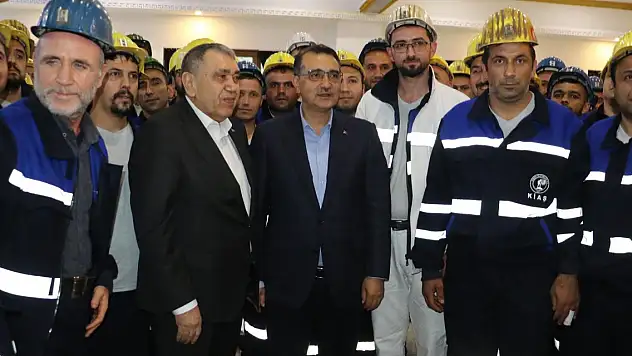 Bakan Dönmez: Bu seçim sadece Türkiye'nin seçimi değil