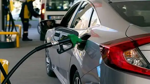 Akaryakıt fiyatlarına bu gece yeni zam geliyor... (İşte Konya'da güncel fiyatlar)