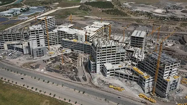 2021 yılında inşaatına başlanan şehir hastanesi inşaatının yüzde 41'i tamamlandı