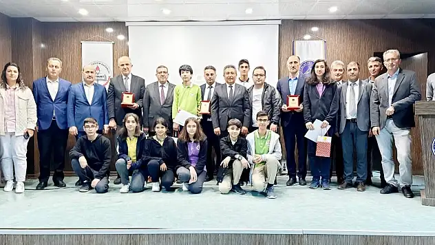 Aziz Sancar Matfen Bilim Olimpiyatlarında ödüller sahiplerini buldu