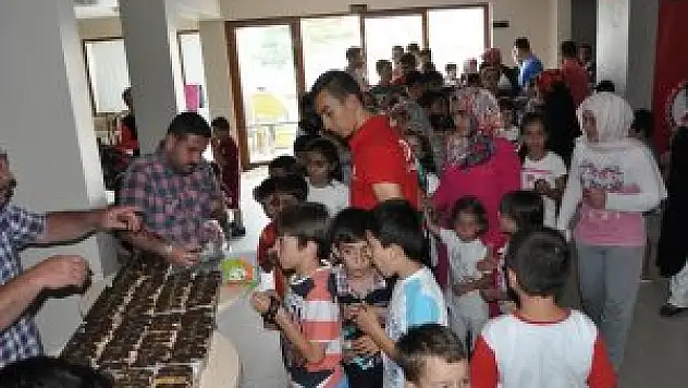 Öğrencilere Çanakkale filmi izlettiler