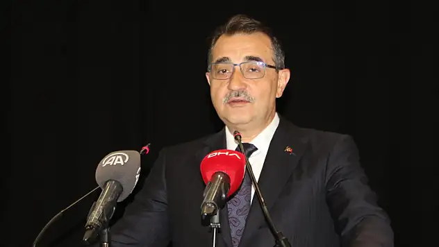 Bakan Dönmez: Güneş enerjisinde 10 bin megavata ulaştık