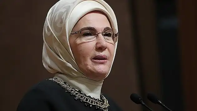 Emine Erdoğan'dan 'Kadınların Türkiye'si İstanbul Buluşması' paylaşımı