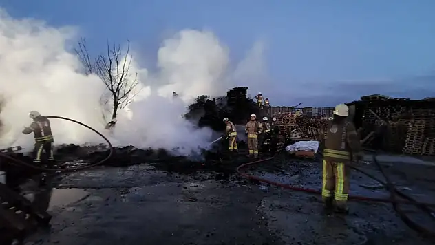 Depo alev alev yandı